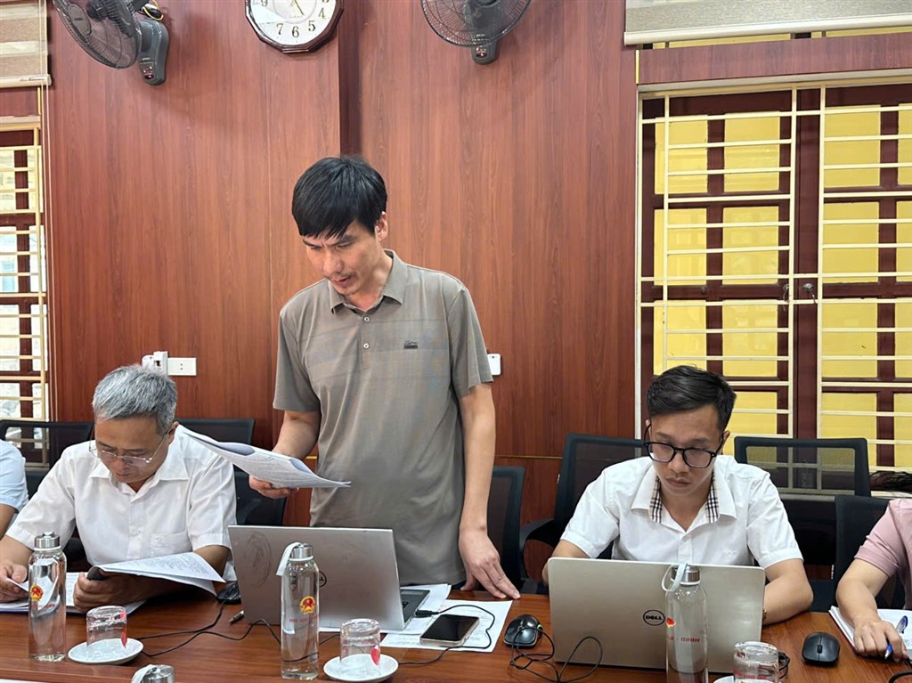 Anh-tin-bai